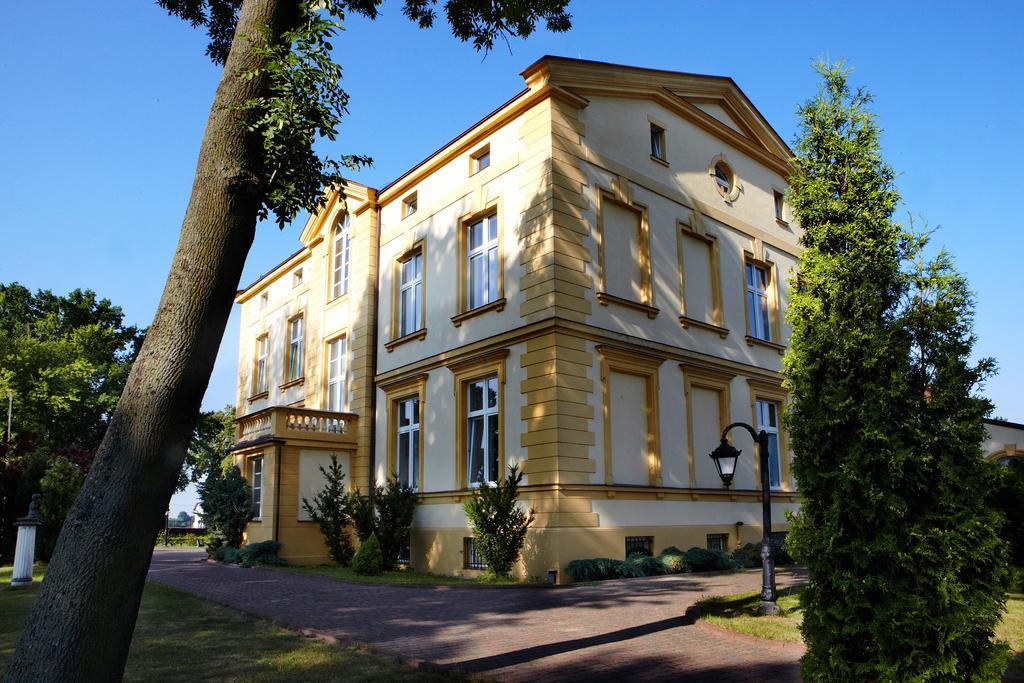 Palac Piorunow & Spa Kwiatkowice ภายนอก รูปภาพ