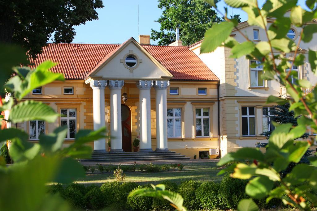 Palac Piorunow & Spa Kwiatkowice ภายนอก รูปภาพ