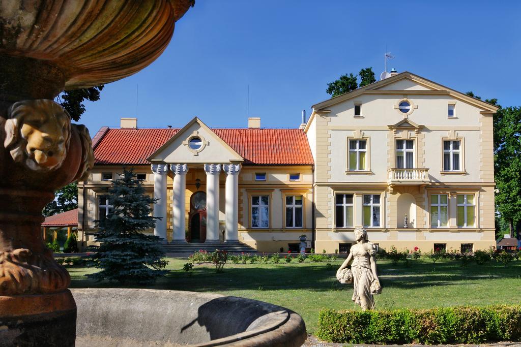 Palac Piorunow & Spa Kwiatkowice ภายนอก รูปภาพ