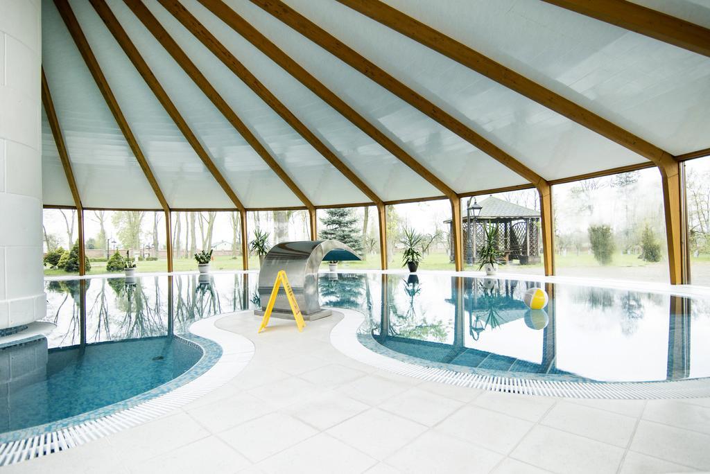 Palac Piorunow & Spa Kwiatkowice ภายนอก รูปภาพ