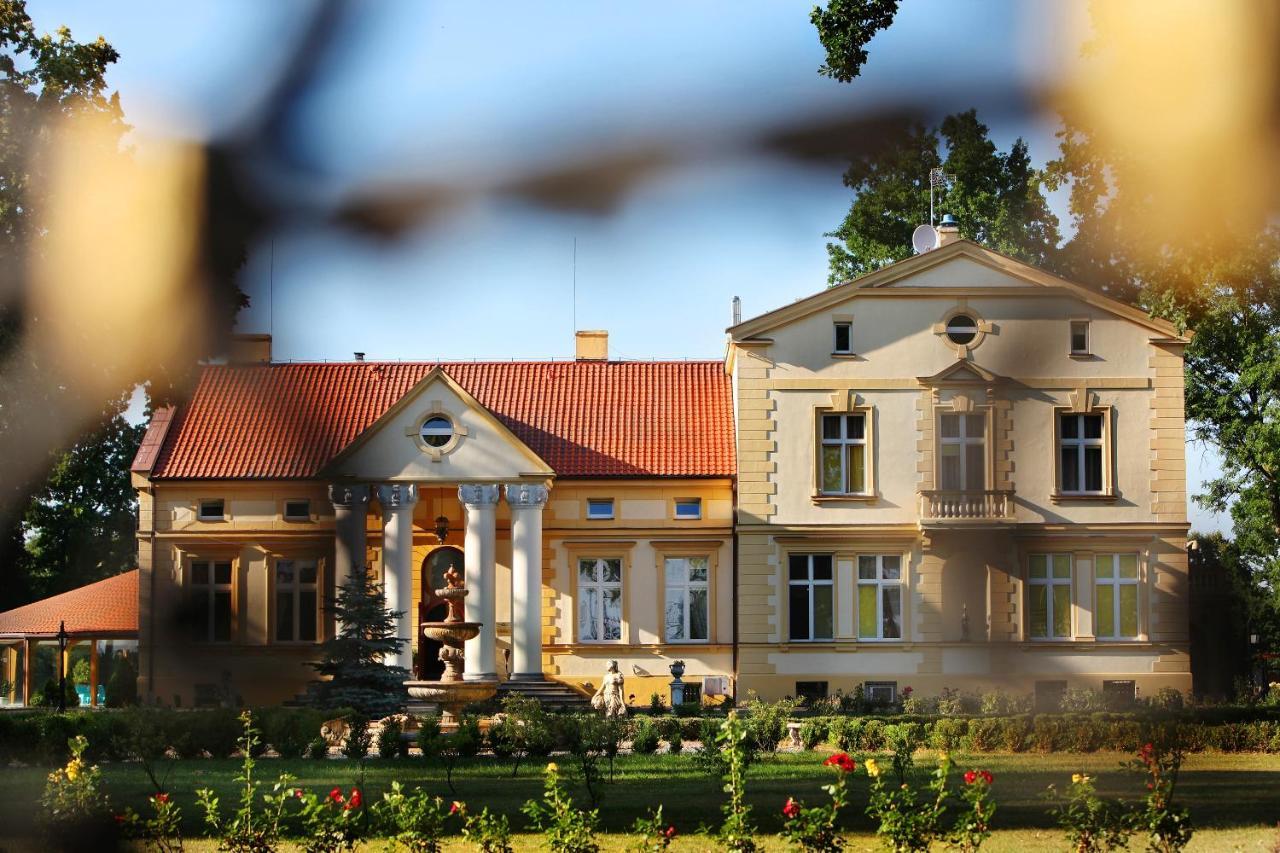 Palac Piorunow & Spa Kwiatkowice ภายนอก รูปภาพ